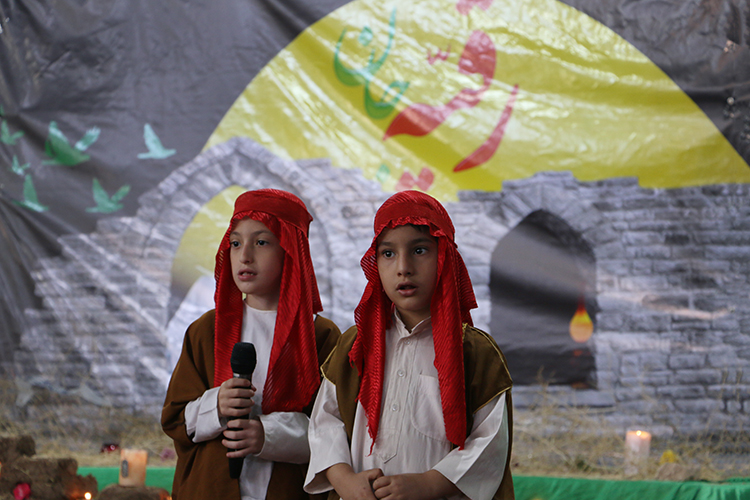 یاد کودک کربلا در همایش 3 ساله‌های حسینی زنجان