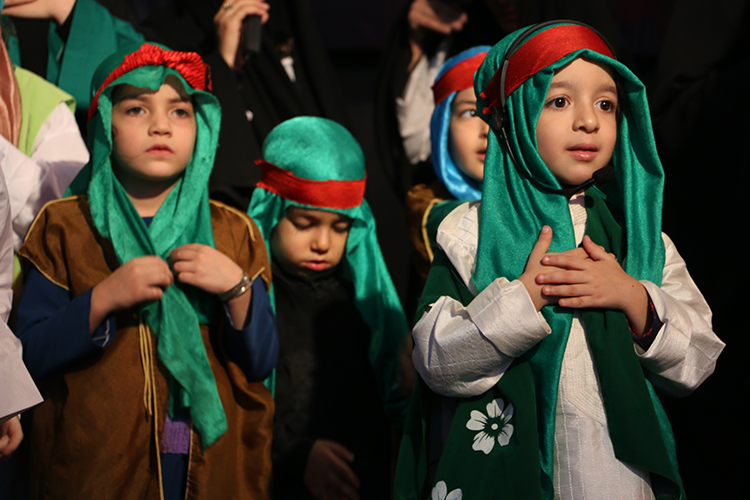 یاد کودک کربلا در همایش 3 ساله‌های حسینی زنجان