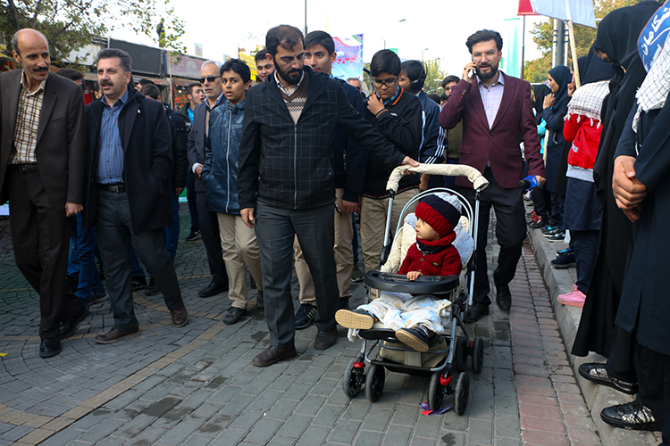 گزارش تصویری مراسم 13 آبان زنجان گزارش تصویری مراسم 13 آبان زنجان