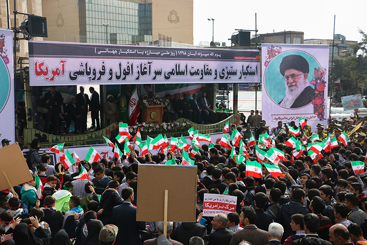 گزارش تصویری مراسم 13 آبان زنجان گزارش تصویری مراسم 13 آبان زنجان