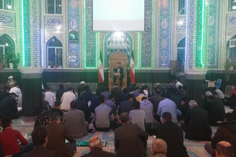 برگزاری جشن قرآنی میلاد پیامبر(ص) در ابهر + فیلم