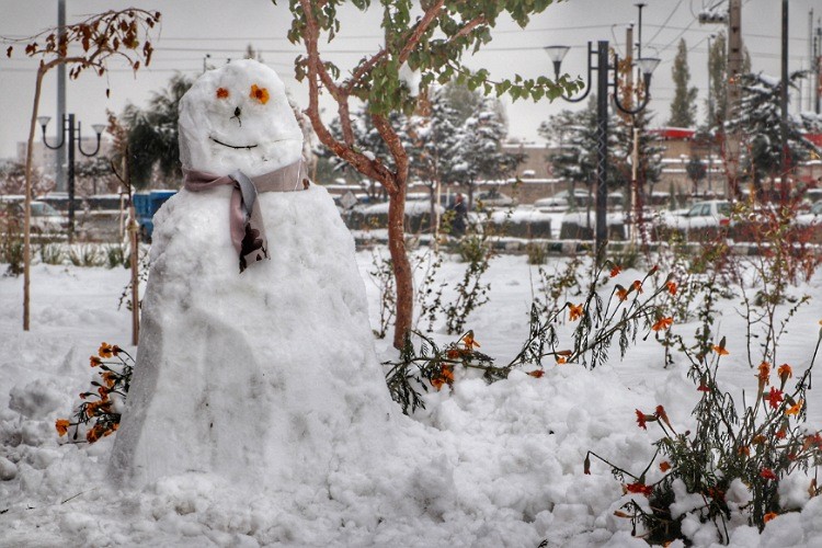 روزهای برفی در زنجان