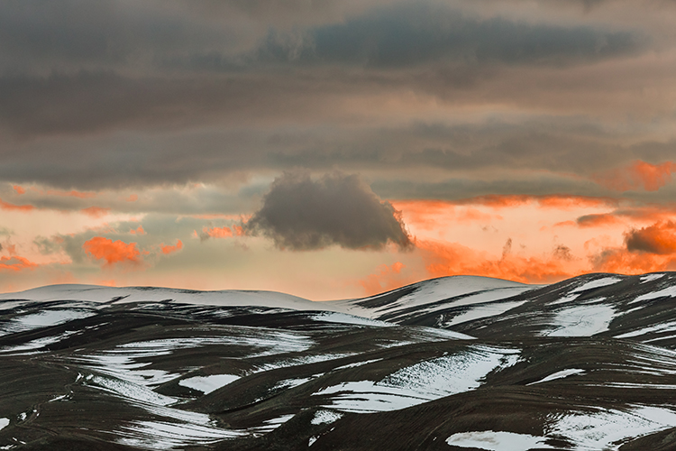 عکس | اینجا زنجان؛ ابر و باد و مه و خورشید و فلک در کاراند