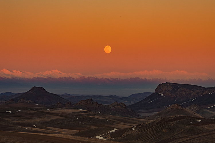 عکس | اینجا زنجان؛ ابر و باد و مه و خورشید و فلک در کاراند