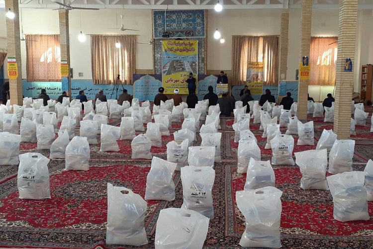 توزیع 400 بسته معیشتی از موقوفات خدابنده توزیع 400 بسته معیشتی از موقوفات خدابنده
