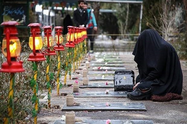 مادر شهید «ناصر بهرامی» آسمانی شد مادر شهید «ناصر بهرامی» آسمانی شد