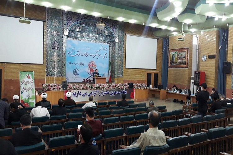 کاهش یک چهارمی متسابقین زنجانی در مسابقات قرآن اوقاف/ درخواست متسابقین به افزایش سهمیه زنجان
