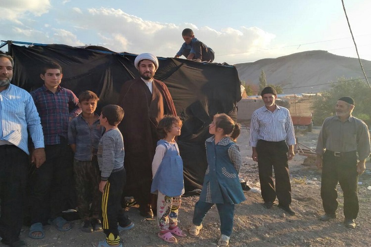 برپایی خیمههای معرفت نوجوانان در روستاهای زنجان برپایی خیمههای معرفت نوجوانان در روستاهای زنجان