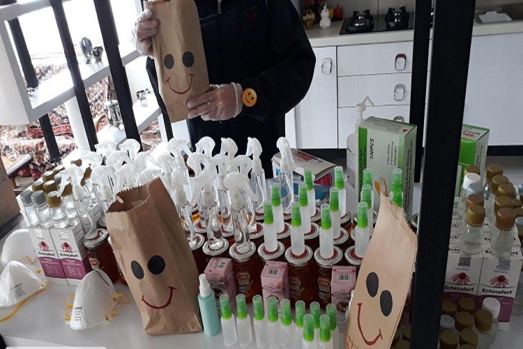 اقلام بهداشتی بین مسافران نوروزی البرز توزیع می‌شود