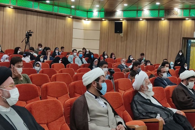 اعلام اسامی نفرات برتر مسابقات قرآن اوقاف در زنجان