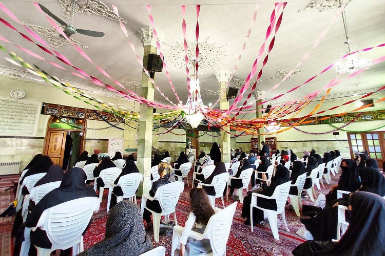 برگزاری جشن تکریم امامزادگان در زنجان برگزاری جشن تکریم امامزادگان در زنجان