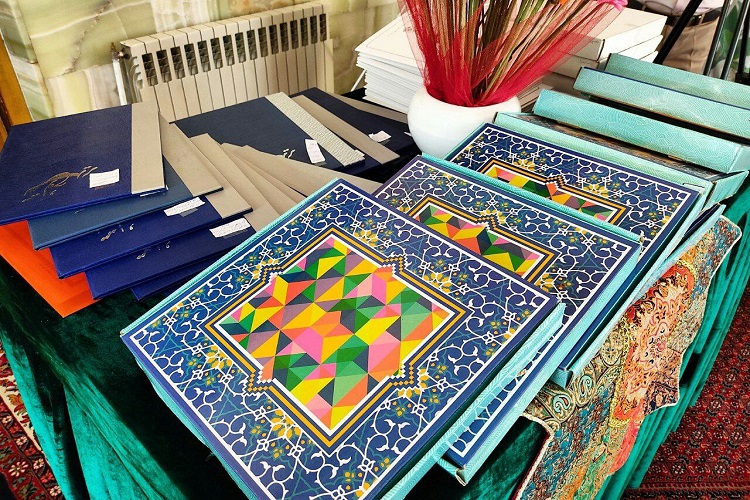 برگزاری جشن تکریم امامزادگان در زنجان برگزاری جشن تکریم امامزادگان در زنجان