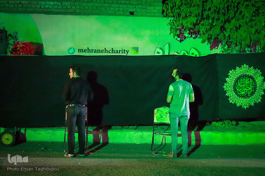 فضاسازی شهر زنجان برای استقبال از محرم فضاسازی شهر زنجان برای استقبال از محرم