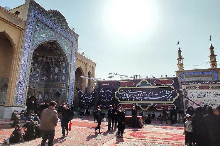 «چوخ بُیوک بیر کشتی دی؛ دولماز حسینین کشتی سی» / پایتخت شور و شعور حسینی خانه به خانه حسینیه اعظم زنجان شد