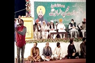 سیک‌های پاکستان برای نخستین بار جشن میلاد پیامبر(ص) برگزار می‌کنند