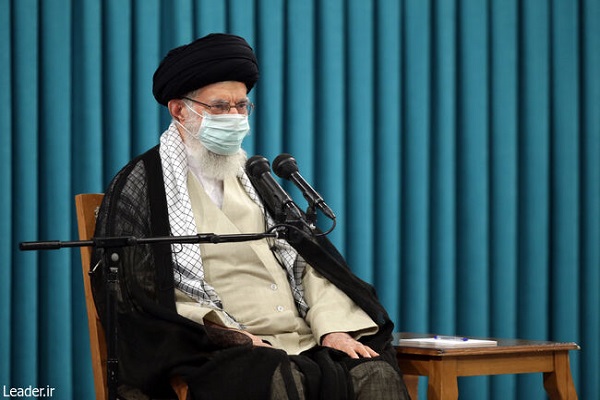 رهبر معظم انقلاب اسلامی در دیدار دستاندر کاران کنگره شهدای استان زنجان رهبر معظم انقلاب اسلامی در دیدار دستاندر کاران کنگره شهدای استان زنجان