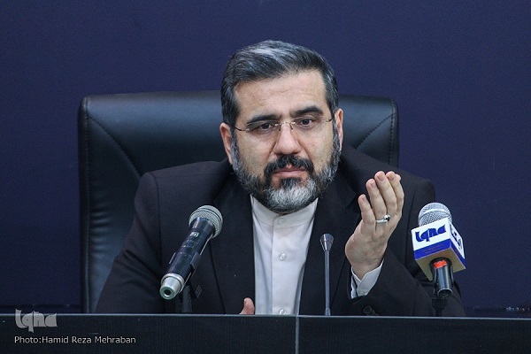 وزیر فرهنگ و ارشاد اسلامی