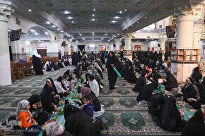 سفره افطار 2 هزار نفری در میلاد امام حسن(ع)