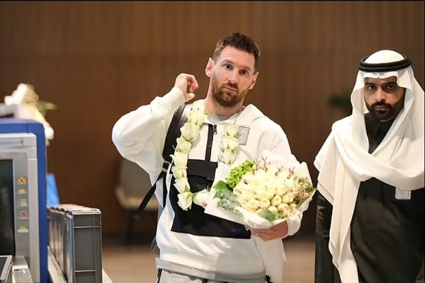 کمپین تبلیغاتی لیونل مسی و کمرنگ شدن تفکر وهابیت در عربستان + فیلم