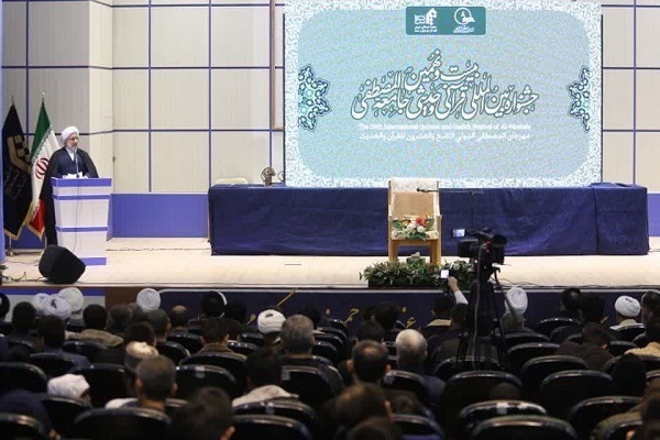 قرآن کریم محور اصلی تمدن اسلامی است