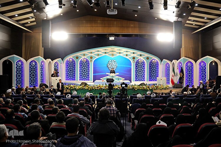 فینال مسابقات سراسری قرآن کریم در رشته قرائت تحقیق