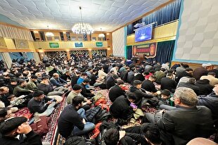 مراسم احیای شب ۲۱ ماه رمضان در مرکز اسلامی هامبورگ برگزار شد + عکس