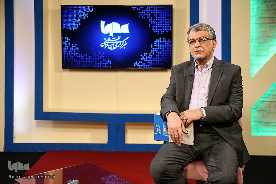 نشانه عقلانیت و خردورزی انسان؛ حرکت برمدار اعتدال + فیلم