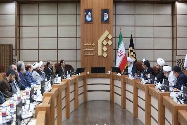 رسانه‌های رسالت‌مدار در برابر سیاه‌نمایی دشمن روشنگری کنند