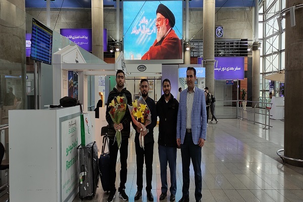 بازگشت نمایندگان ایران از سی‌امین مسابقات قرآن کرواسی