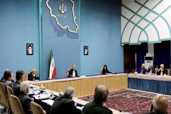 تلاش دولت برای کمک به اقشار ضعیف با مشارکت خیرین و مردم