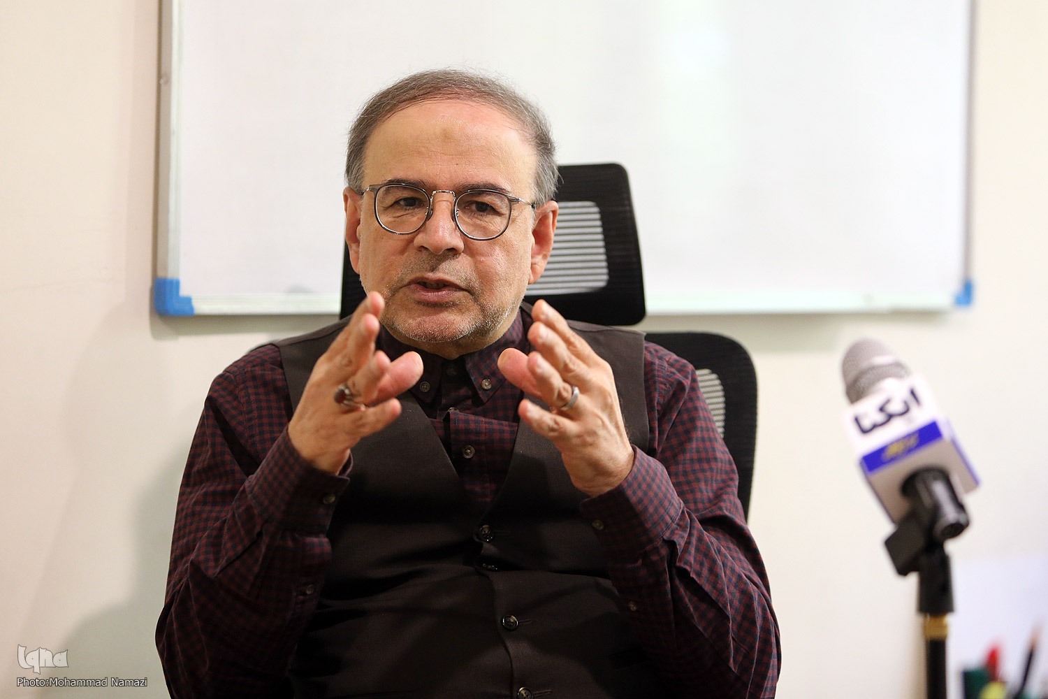 بررسی فرمان قرآن به ایمان میان مردمان