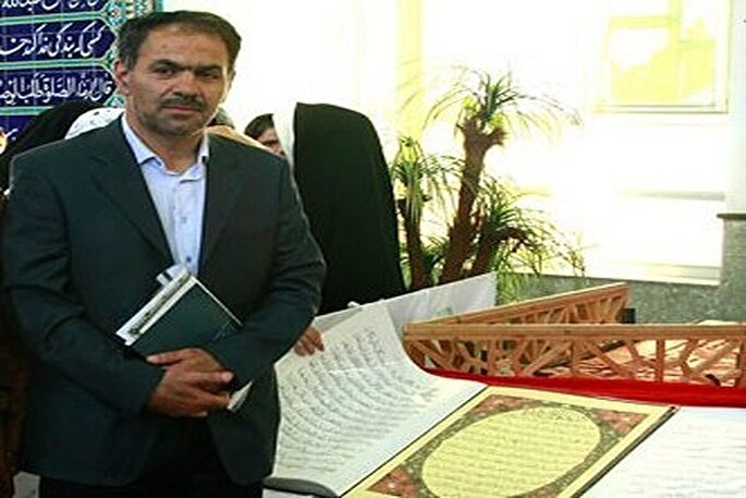 هنر متعهد در صیانت از باورهای جامعه نقش دارد