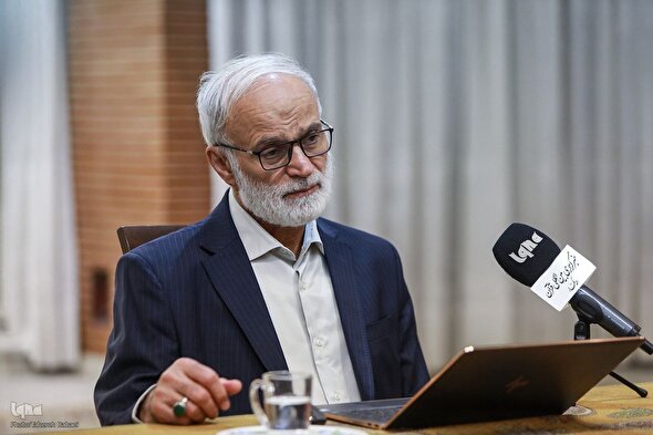 فیلم | انس با قرآن؛ راهی به سوی رسول(ص)