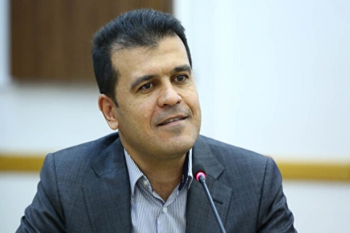 اصفهان از خاک عزت ساخت و اکنون از داده اقتدار می‌سازد