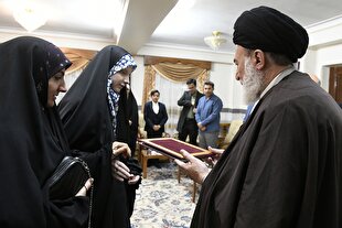 دیدار تولیت آستان عبدالعظیم(ع) با حفاظ رتبه‌دار مسابقات قرآن