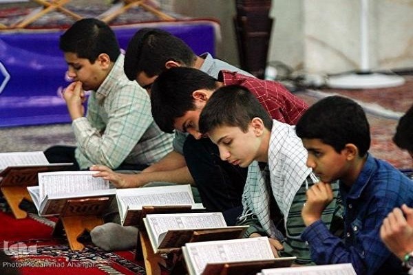 برنامه قرآنی دانش آموزان برنامه قرآنی دانش آموزان