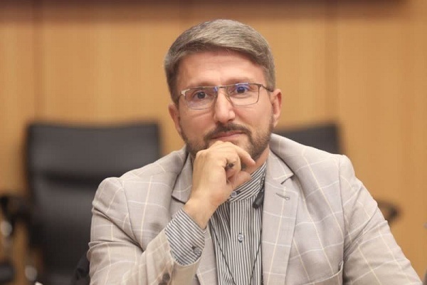 لزوم برنامه‌های حمایتی شفاف همراه با اصلاح قیمت سوخت