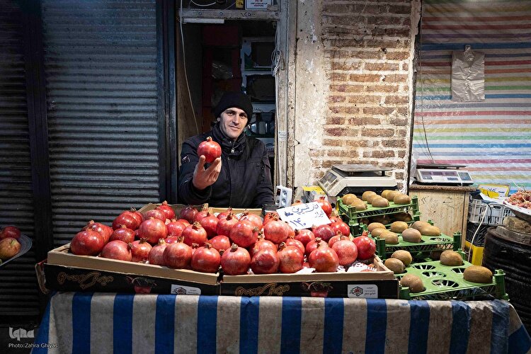 بازار شب یلدا در تبریز