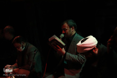 تضرع بندگان به درگاه معبود در شب بیست و سوم رمضان