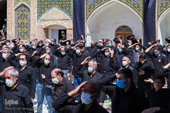 اقامه نماز ظهر عاشورا در زنجان