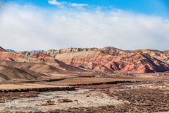 کوه‌های رنگی ماهنشان