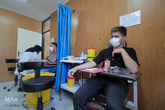 تزریق واکسن کنژوگه به داوطلبان در زنجان