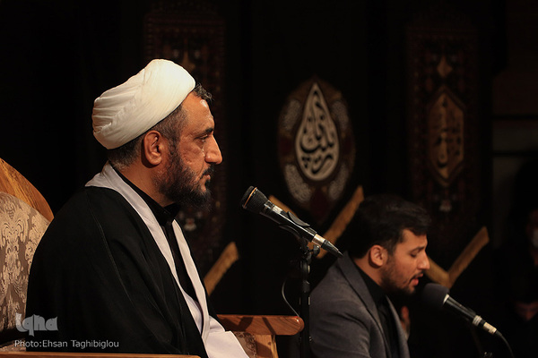 عزاداری شب هشتم محرم در حسینیه اعظم زنجان‎‎