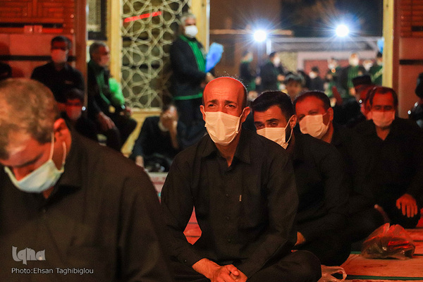 عزاداری شب هشتم محرم در حسینیه اعظم زنجان‎‎