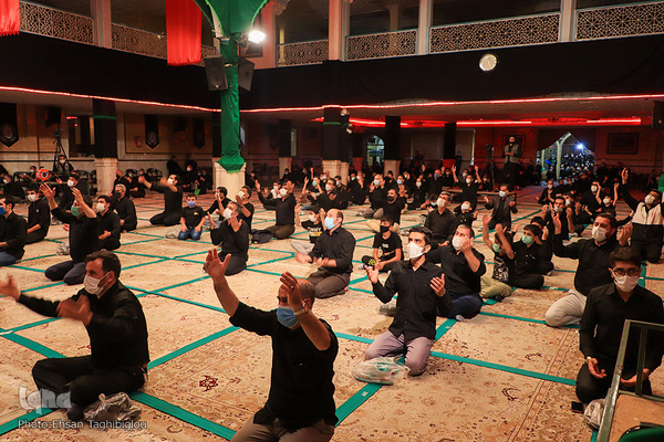 عزاداری شب هشتم محرم در حسینیه اعظم زنجان‎‎