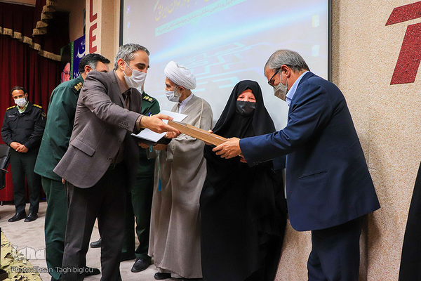 اختتامیه جشنواره آفرینش های فرهنگی هنری کنگره ملی 3535 شهید استان زنجان