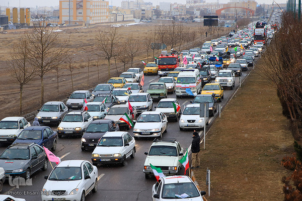 راهپیمایی خودرویی در زنجان