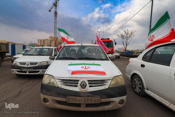 راهپیمایی خودرویی در زنجان