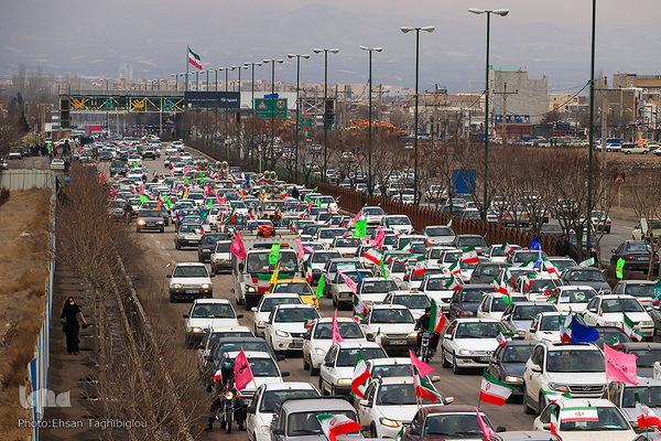 راهپیمایی خودرویی در زنجان