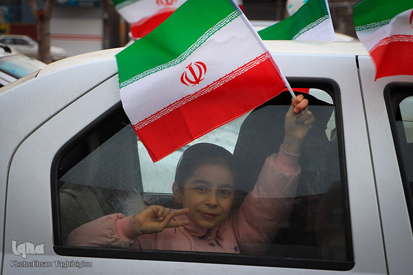 راهپیمایی خودرویی در زنجان